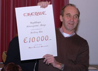 DORPSBELANG SCHENKT € 10.000 EURO