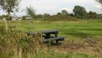 MUZIKALE PICKNICKTAFEL GEPLAATST
