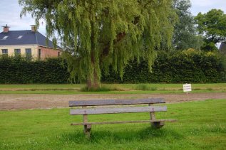 OP DE LEUGENBANK