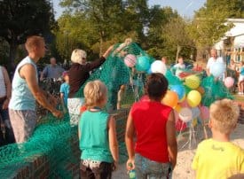 Wethouder Opent Fraaie Speeltuin