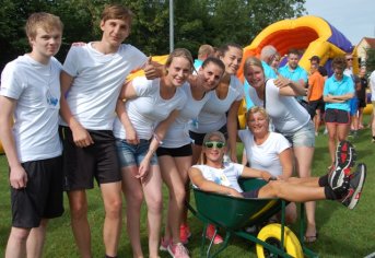 TERUGKIJKEND NAAR DE FEESTEN -2